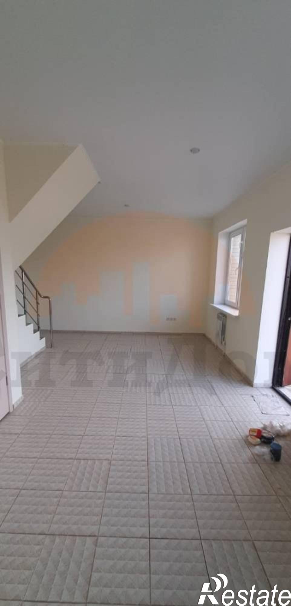 Купить дачу, дом, коттедж за 5 525 000 рублей на Энтузиастов ул.