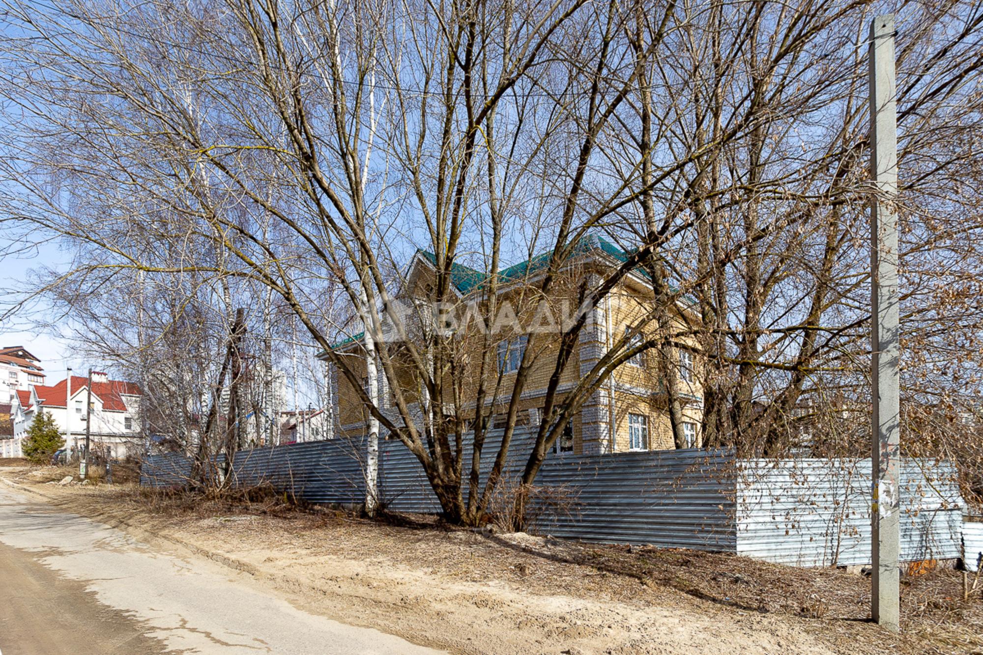 Купить дачу, дом, коттедж за 20 000 000 рублей на Вишнёвый проезд