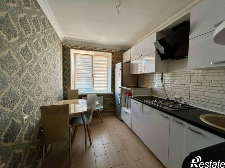 3-комн квартира Набережная ул., 13