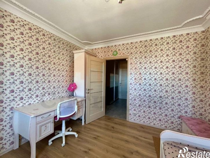 3-комн квартира Набережная ул., 13