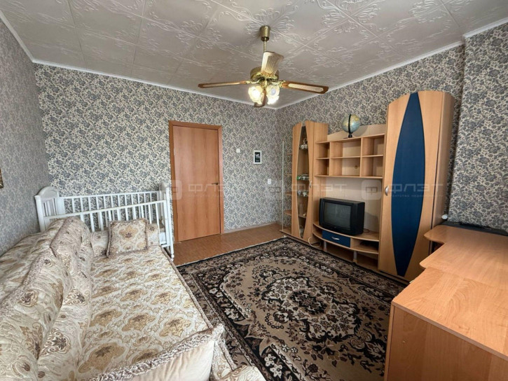 2-комн квартира ул. Коммунаров, дом 1/6