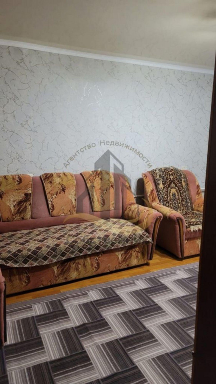 1-комн квартира Дружбы б-р, 8