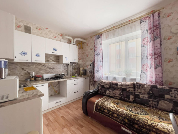 3-комн квартира Старое шоссе, 22б