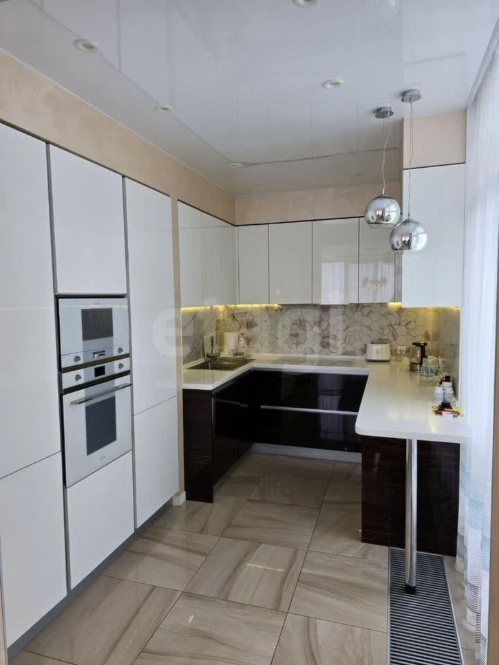 4-комн квартира Детский переулок, 7