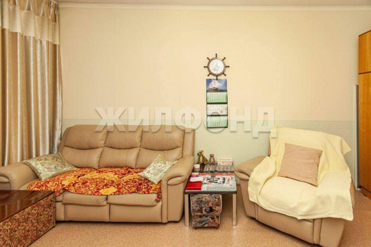 2-комн квартира 40 лет Октября улица, д.3