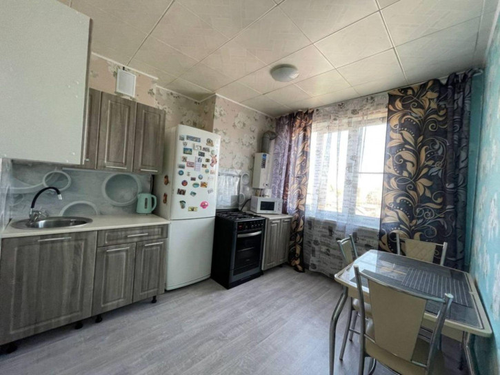 2-комн квартира Победа п, 37