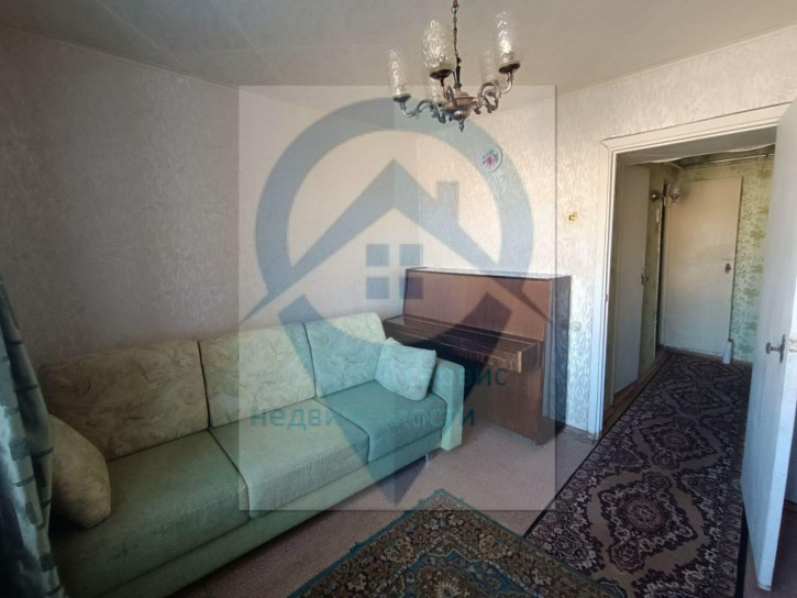 2-комн квартира Карьерная ул, 57