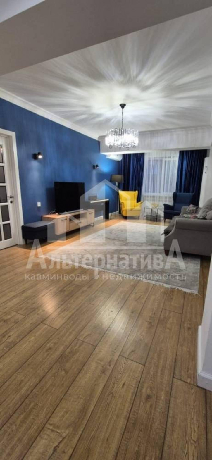 3-комн квартира Островского ул.