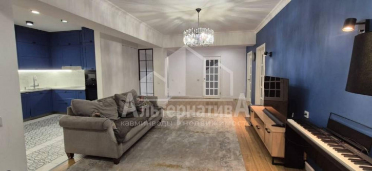 3-комн квартира Островского ул.