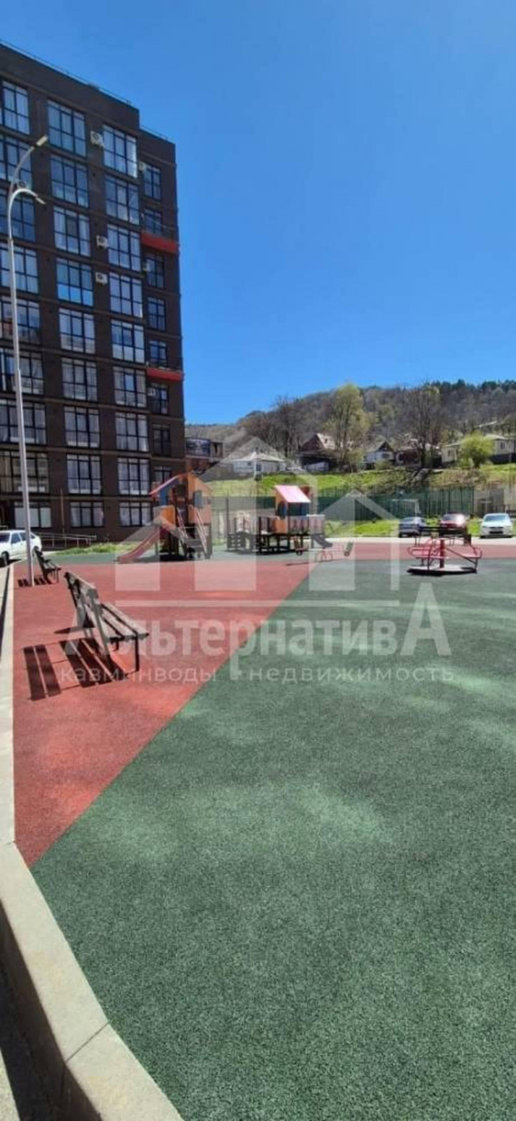 3-комн квартира Декабристов ул.