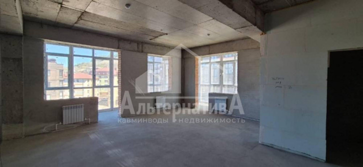 3-комн квартира Декабристов ул.