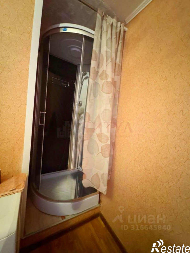 Комната Интернациональный мкр, 28,  д. 28
