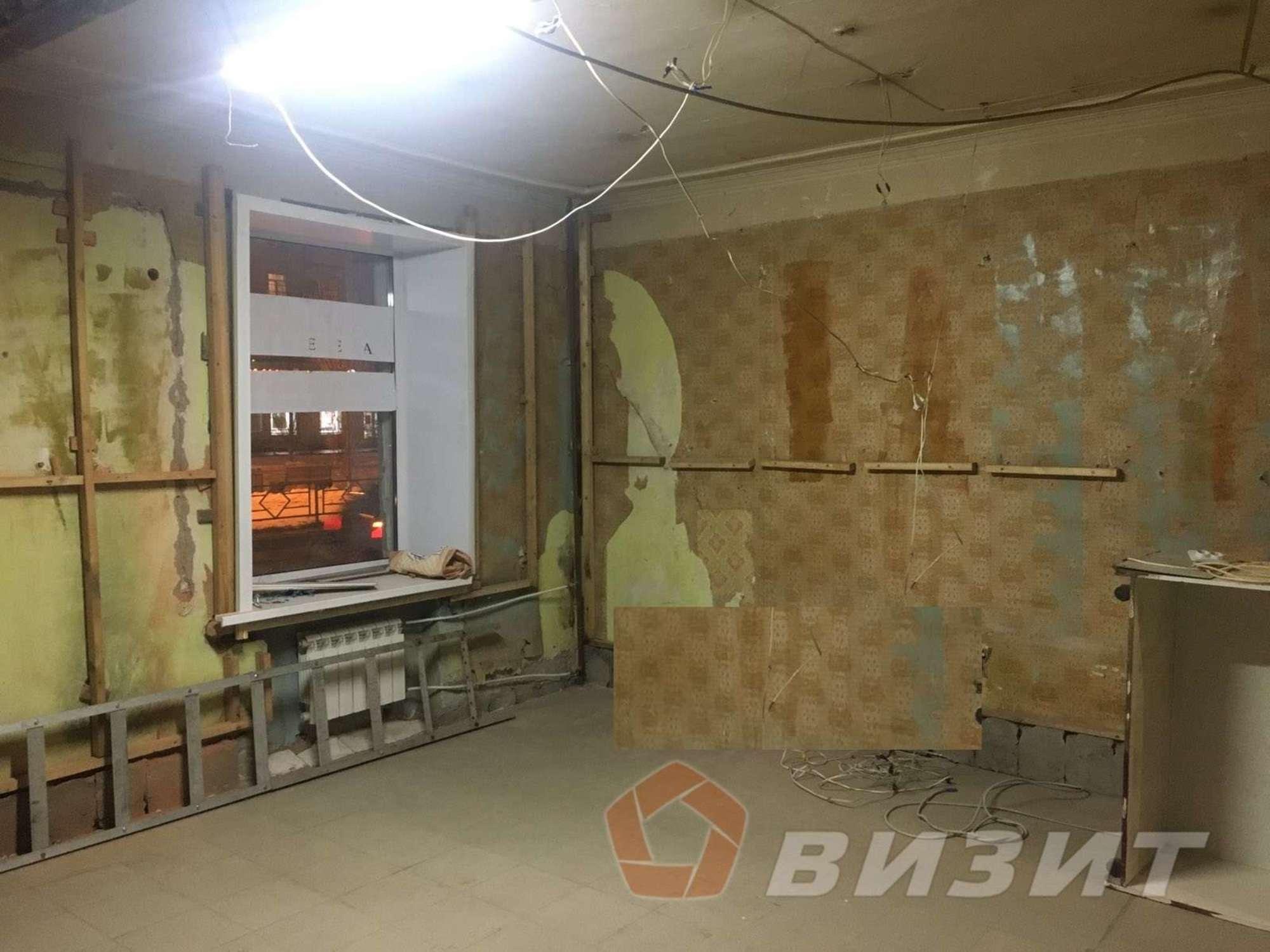 Купить торговое помещение за 10 000 000 рублей на Металлургов проспект, 81