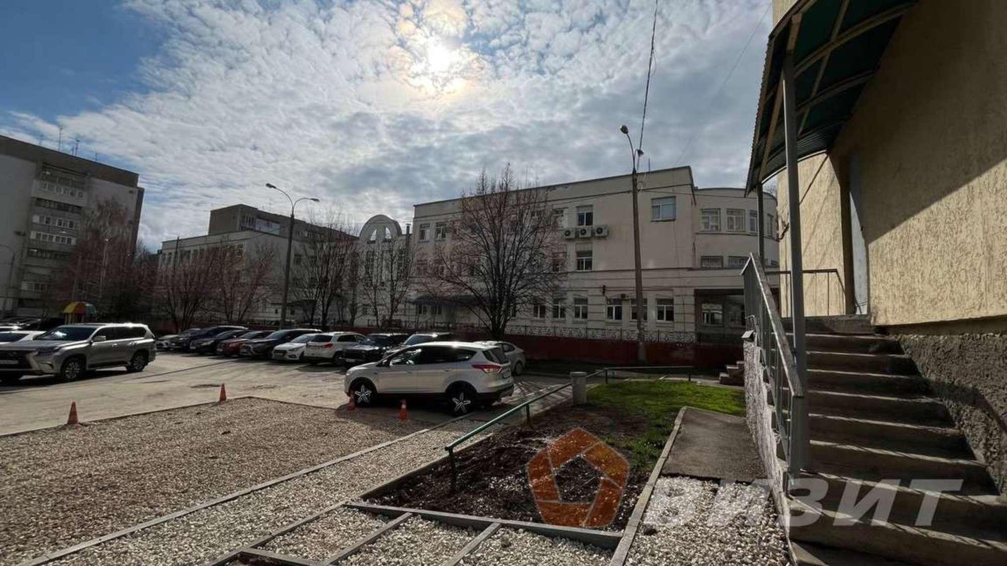 Купить офис, помещение под офис за 30 000 000 рублей на Карякина переулок, 1а