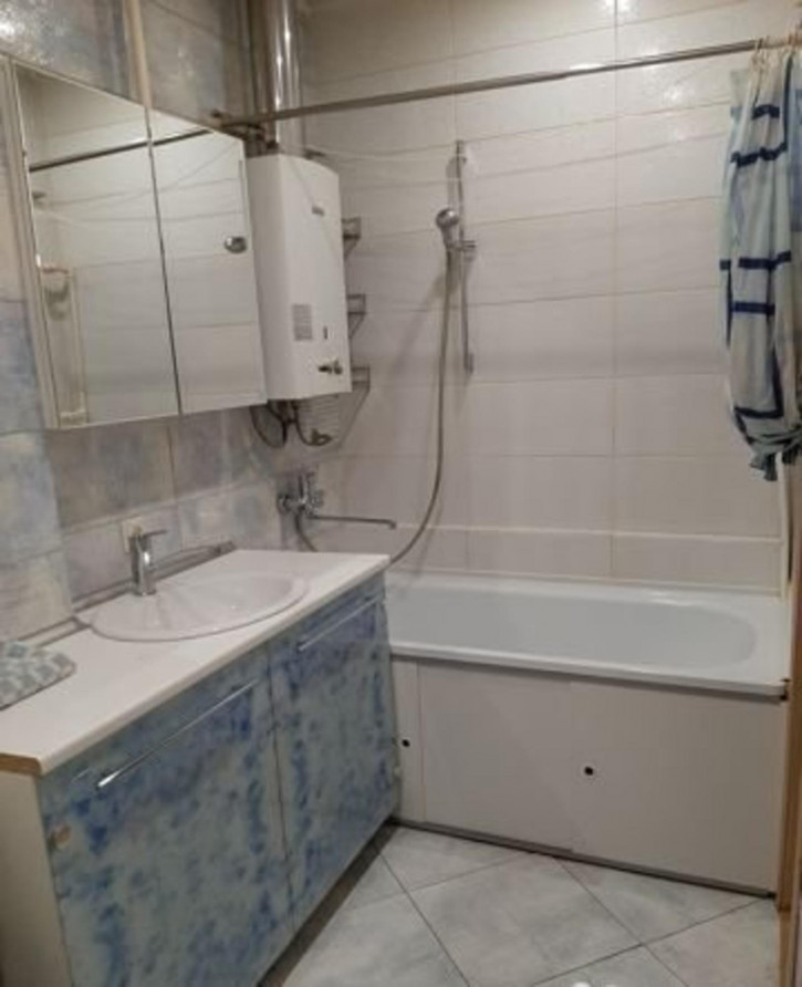 1-комн квартира Победы улица, 141