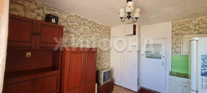 Комната Боровая улица, д.102