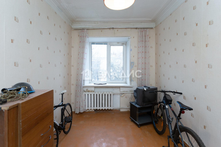 3-комн квартира улица Асаткина