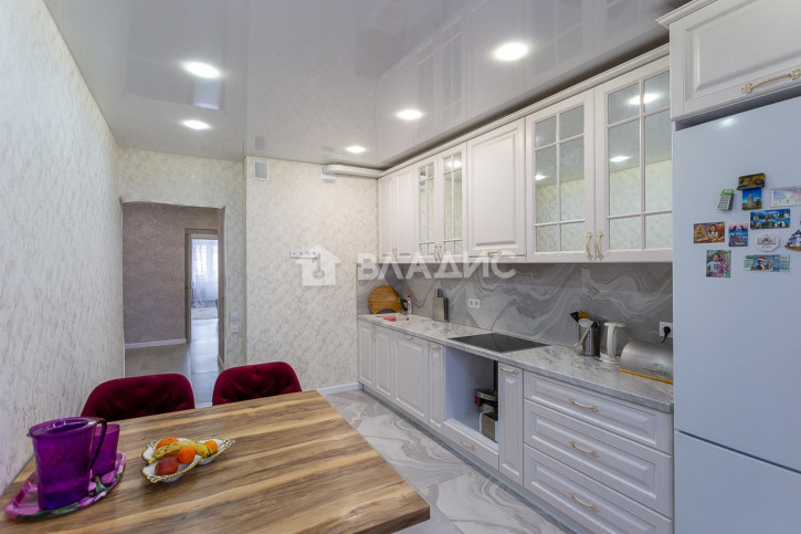 3-комн квартира улица Горького