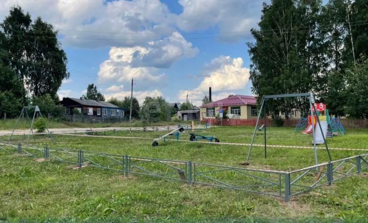 3-комн квартира улица Смирнова, 2