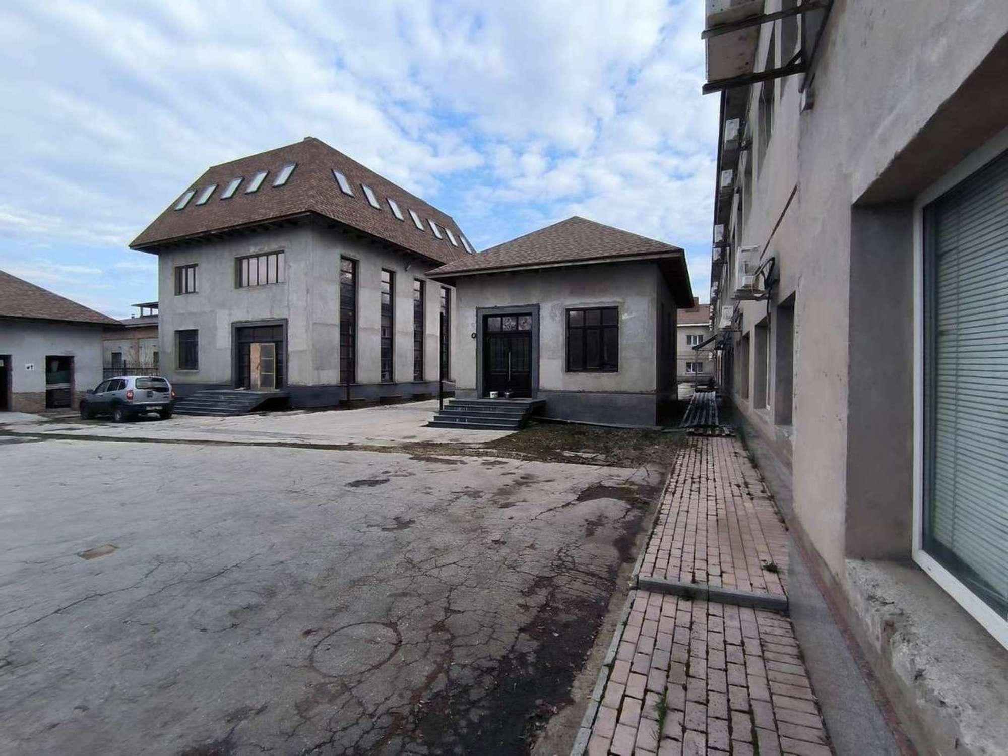 Сдать офис, помещение под офис за 616 000 рублей на Кирова проспект, 41ка