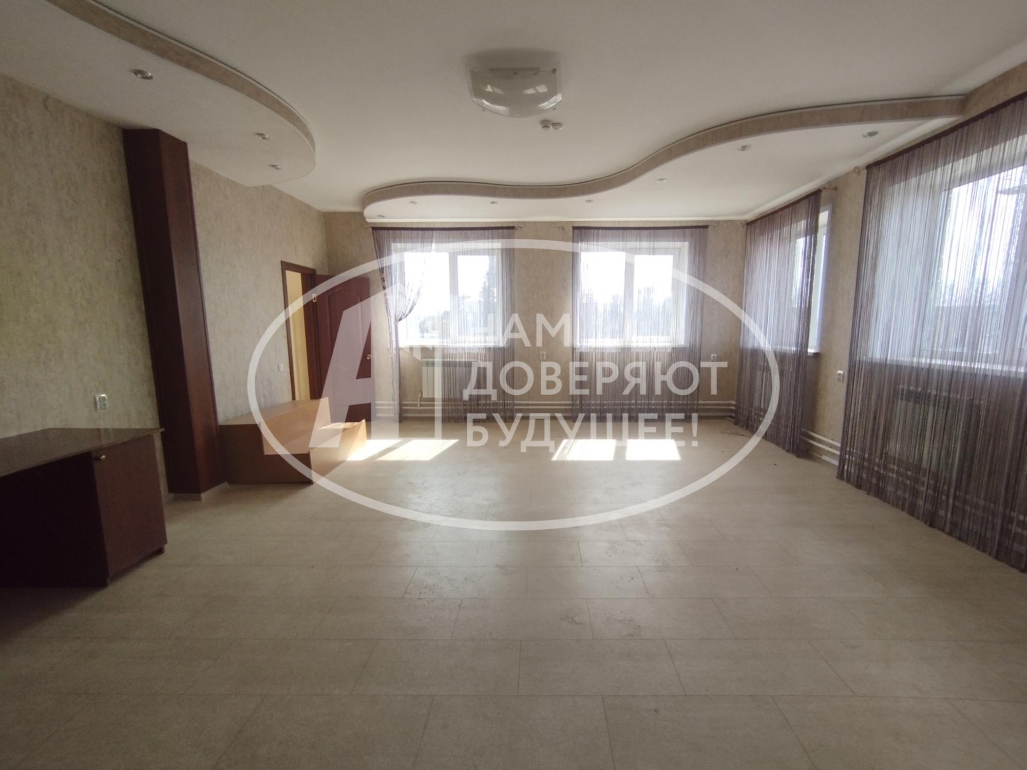 Сдать офис, помещение под офис за 550 рублей на улица Карла Маркса, 75