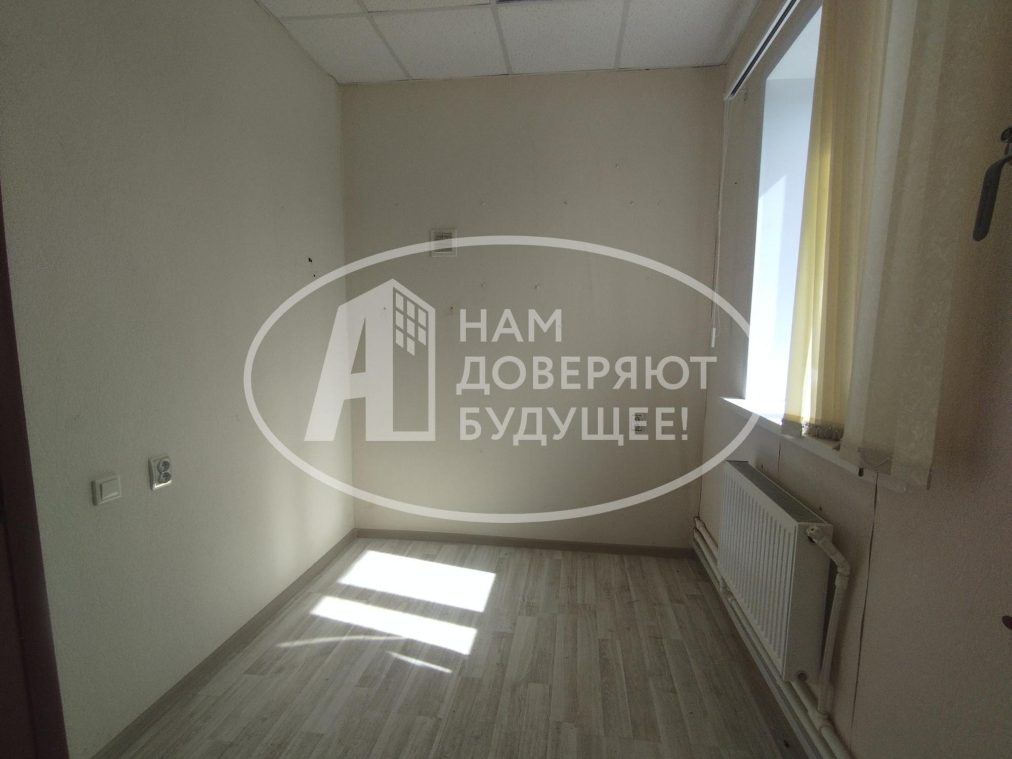 Сдать офис, помещение под офис за 550 рублей на улица Карла Маркса, 75