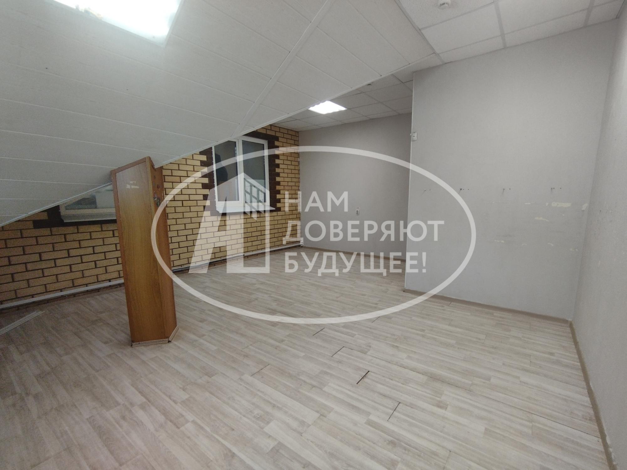 Сдать офис, помещение под офис за 550 рублей на улица Карла Маркса, 75