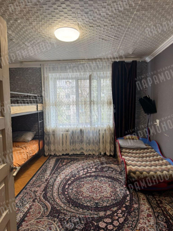 4-комн квартира Лизы Чайкиной ул, 1