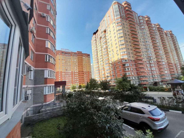 2-комн квартира Челюскинцев улица, 101кВ