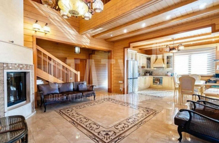 Коттедж/дом Кедровая ул, 11