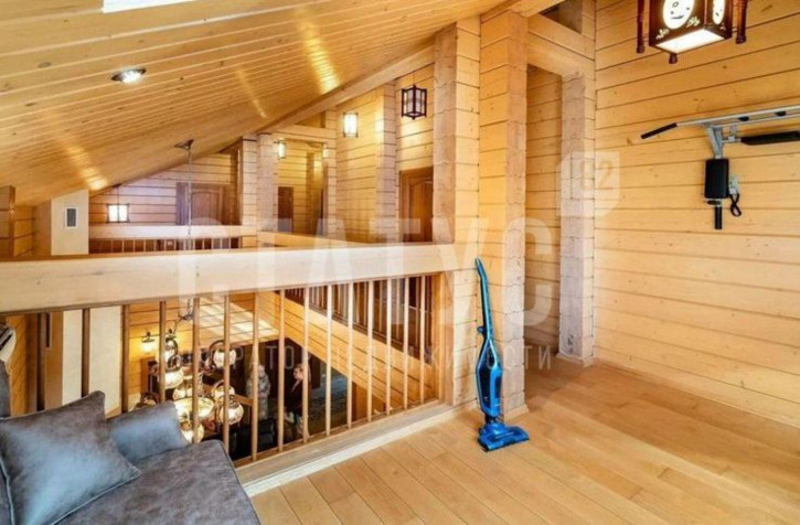 Коттедж/дом Кедровая ул, 11