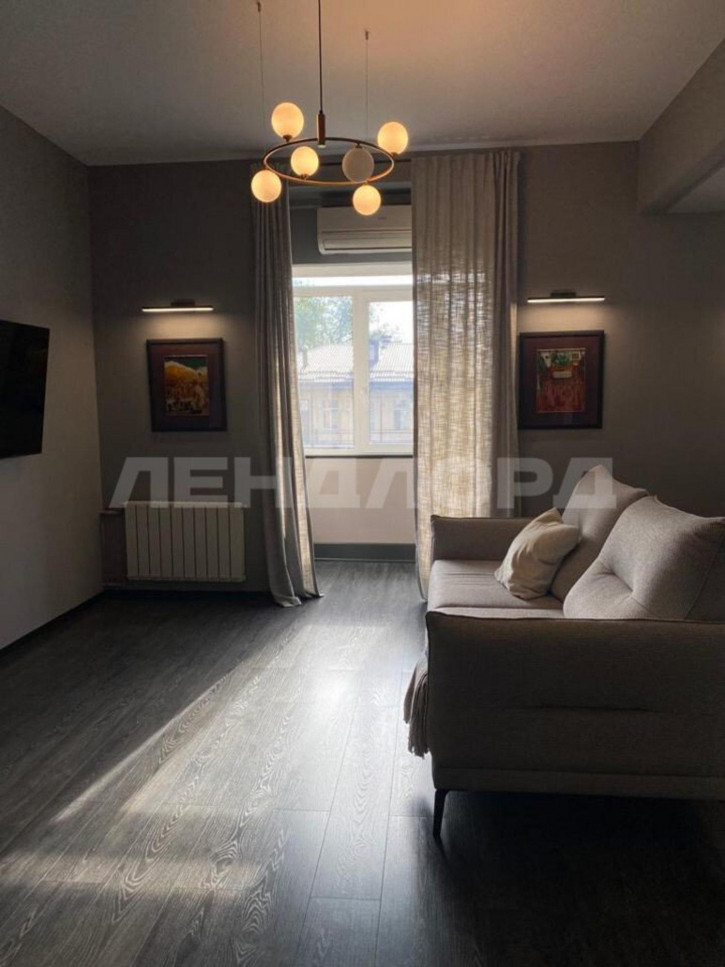 4-комн квартира Халтуринский переулок, 46