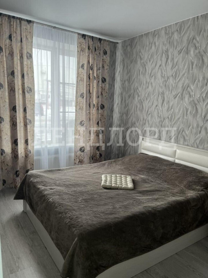 2-комн квартира Комсомольская улица, 135к2