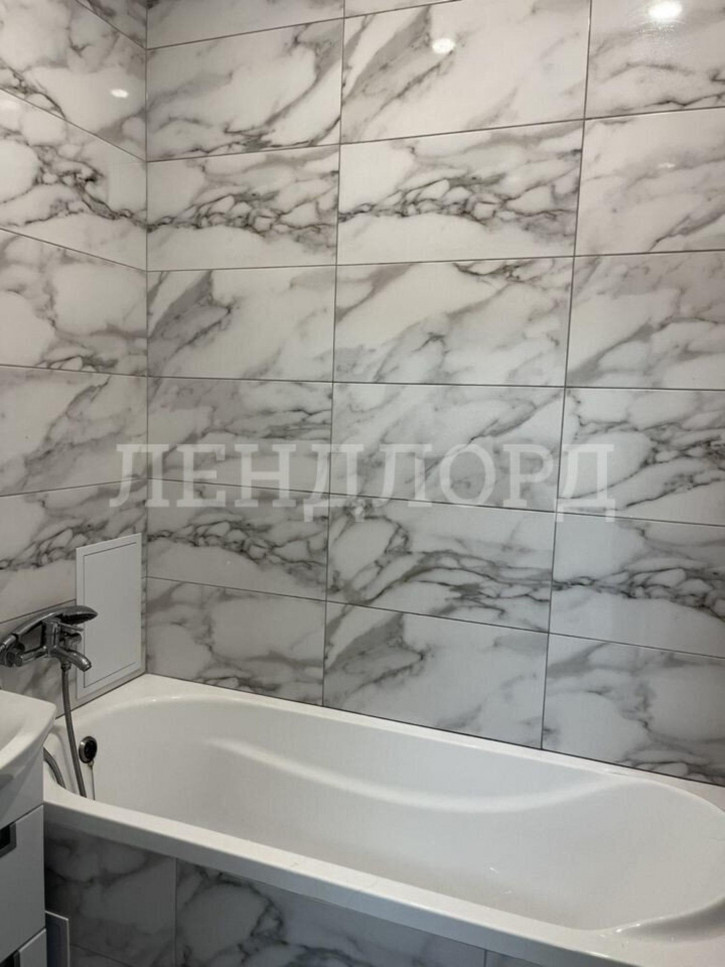 2-комн квартира Комсомольская улица, 135к2
