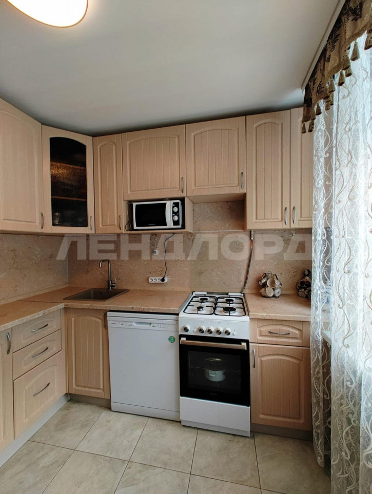2-комн квартира Извилистая улица, 8А
