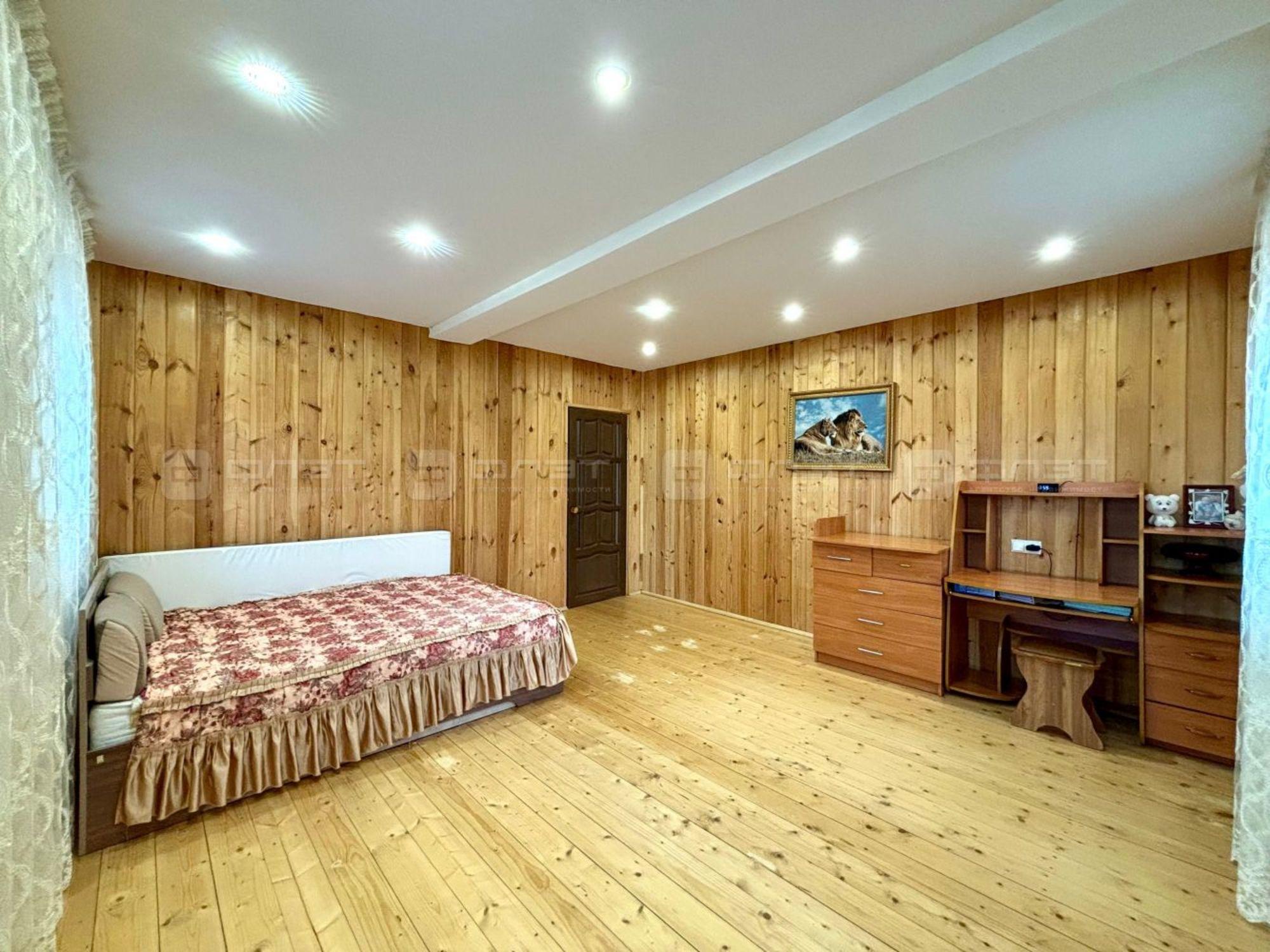 Купить дачу, дом, коттедж за 6 600 000 рублей на ул. Центральная