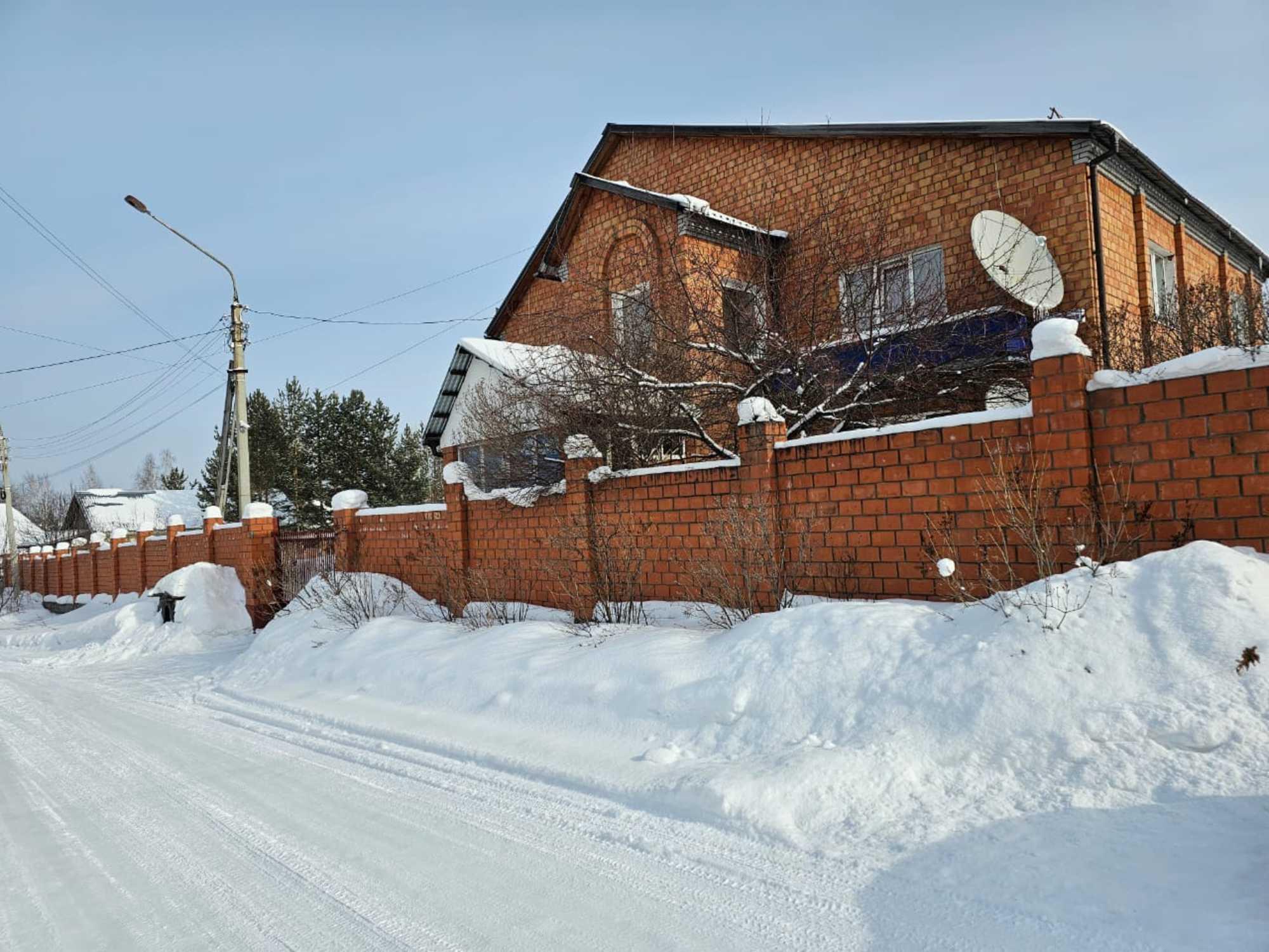 Купить дачу, дом, коттедж за 20 000 000 рублей на Рябиновая