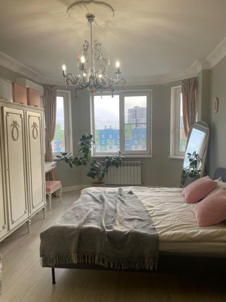 2-комн квартира Янки Купалы ул, 42