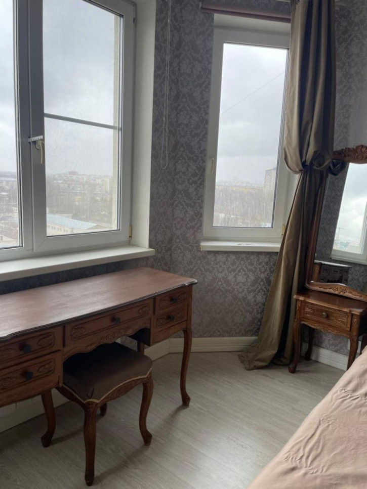 2-комн квартира Янки Купалы ул, 42
