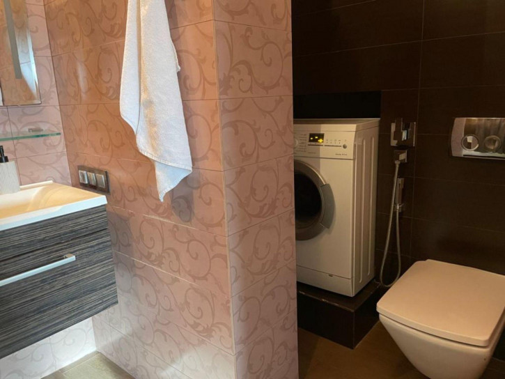 2-комн квартира Янки Купалы ул, 42