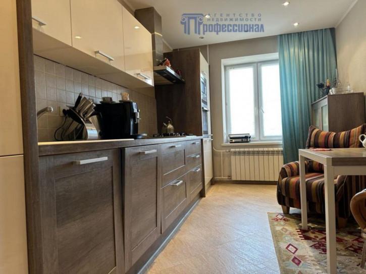 3-комн квартира Сибирская улица, 56