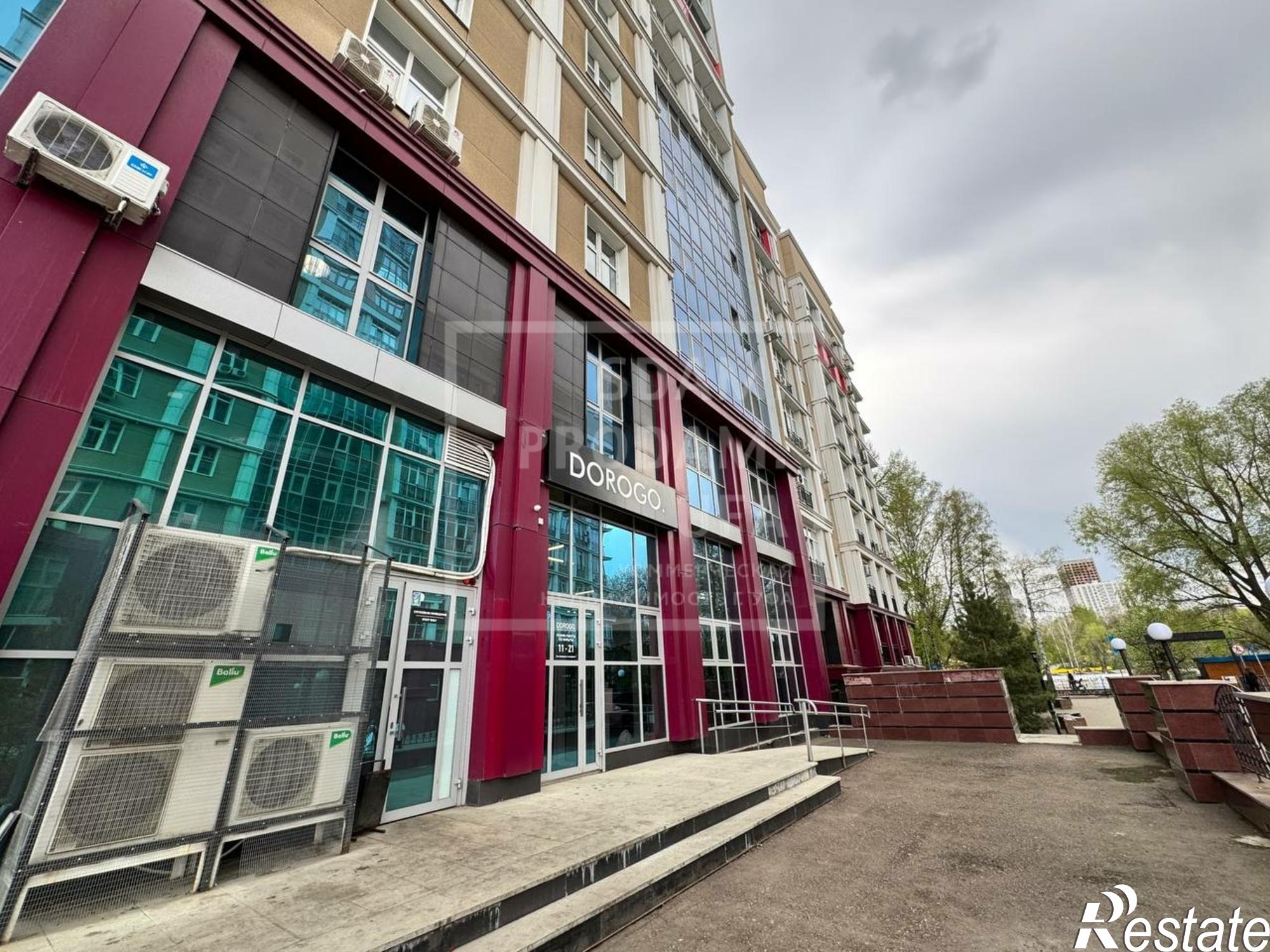 Сдать торговое помещение за 252 000 рублей на бульвар Ибрагимова, д.34