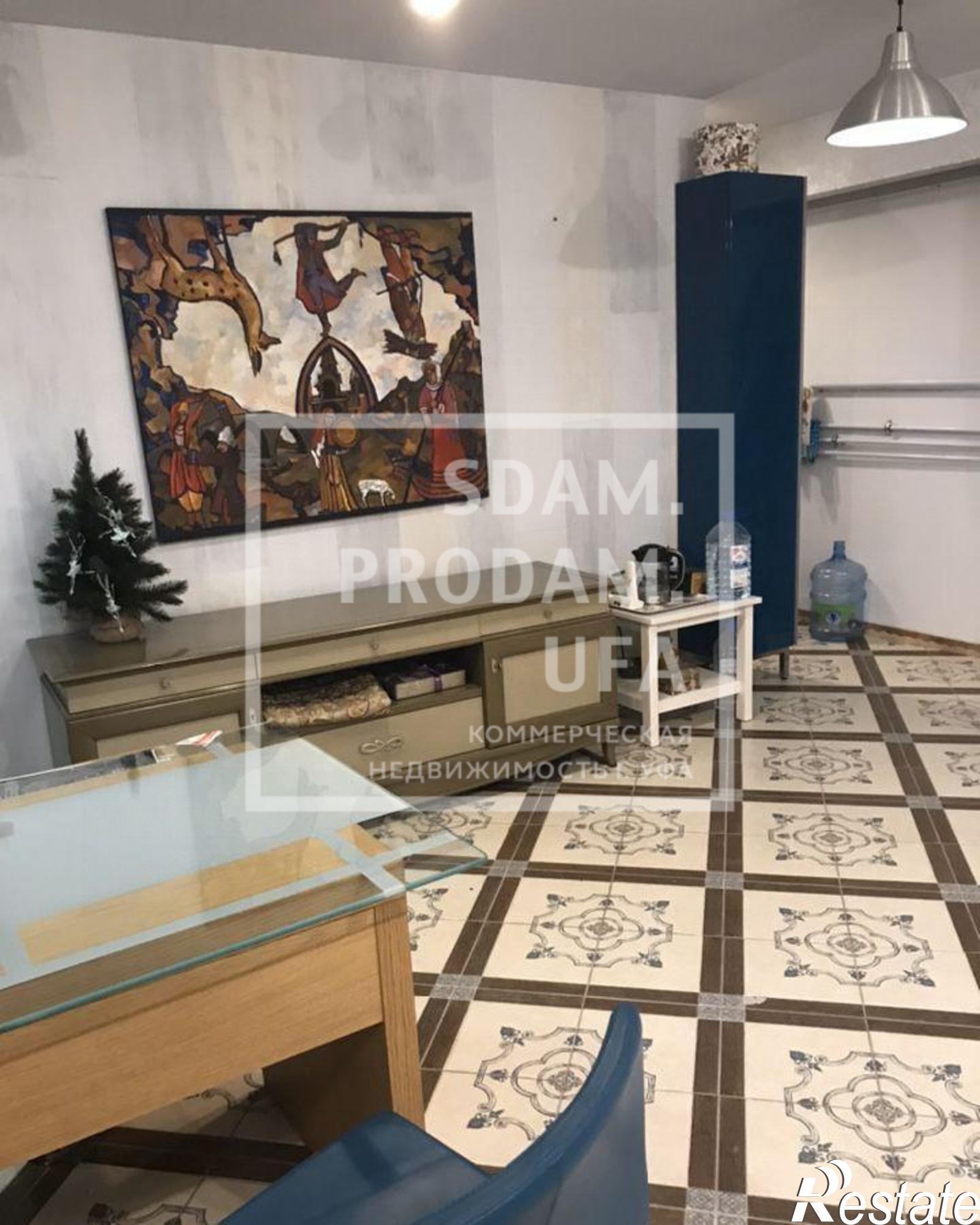 Сдать торговое помещение за 90 000 рублей на Гоголя улица, д.63/1