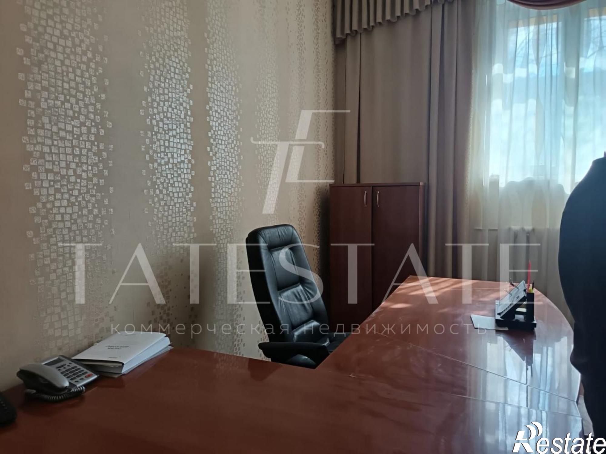 Купить офис, помещение под офис за 35 680 000 рублей на улица Декабристов, 131