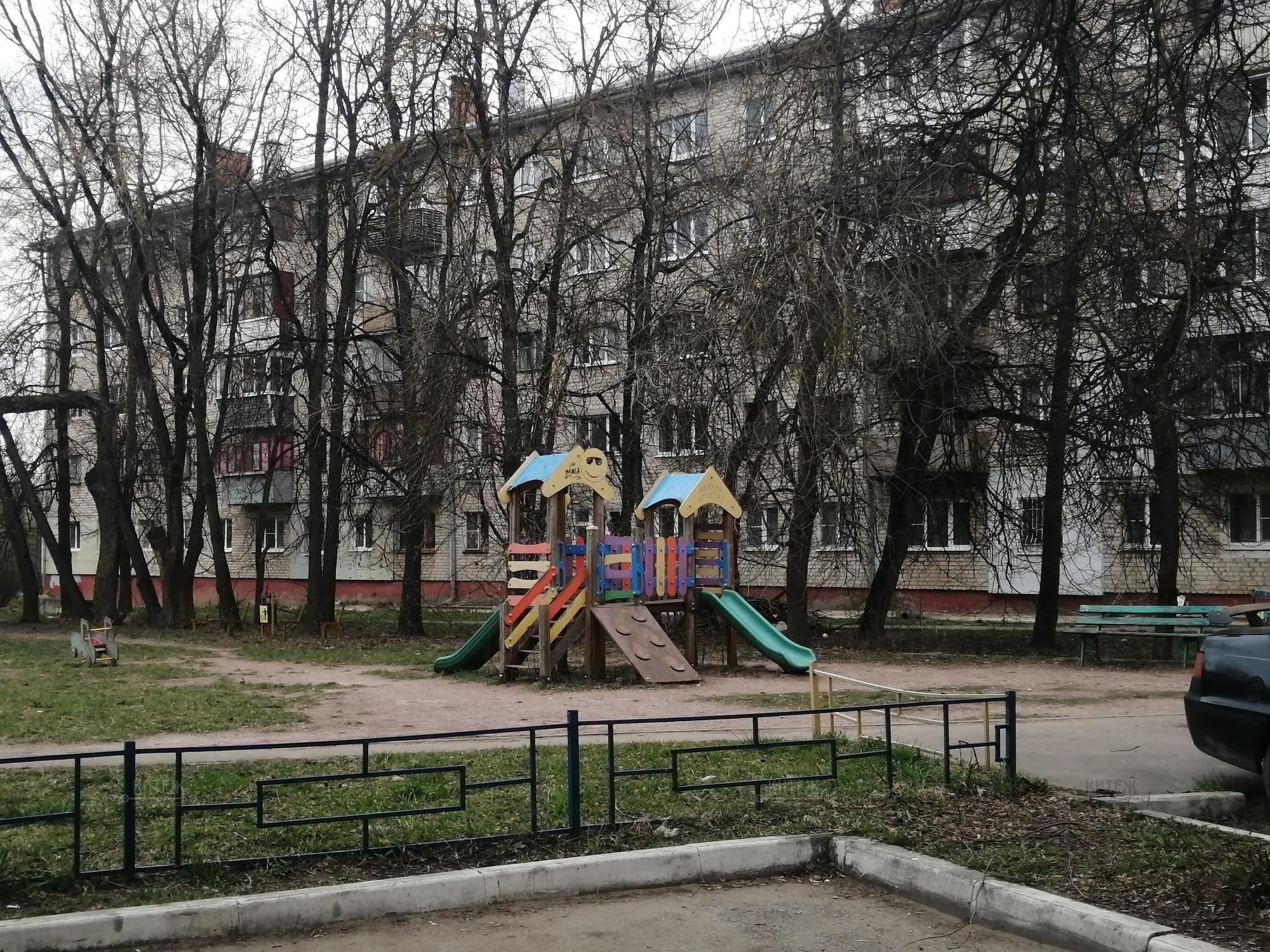 Продажа комнаты Калинина улица,18