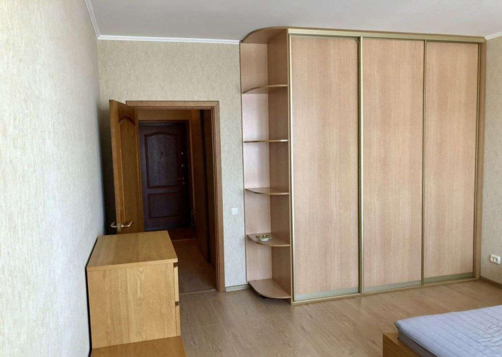 2-комн квартира Мориса Тореза улица, 79