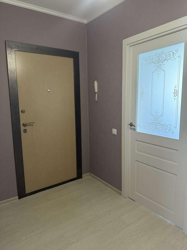 2-комн квартира Владимира Высоцкого улица, 21